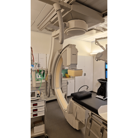 2011_philips_allura_xper_fd10_c_cath_lab1-4